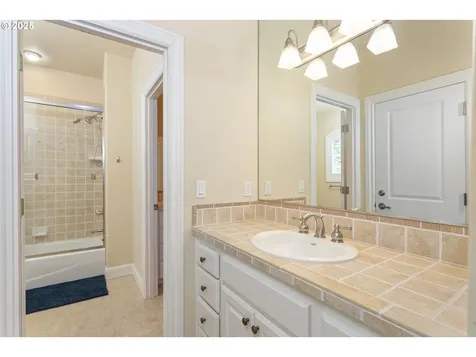 17677 Westview Drive Lake Oswego OR 97034