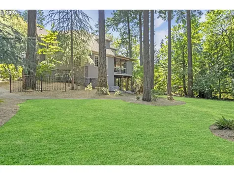 17677 Westview Drive Lake Oswego OR 97034
