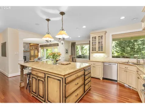 17677 Westview Drive Lake Oswego OR 97034