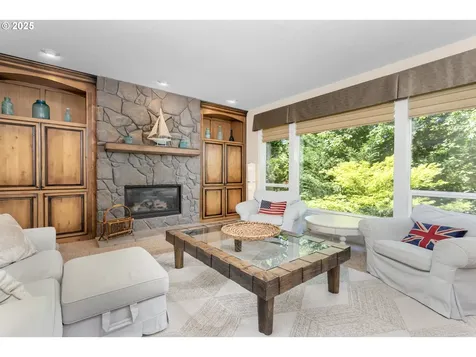 17677 Westview Drive Lake Oswego OR 97034