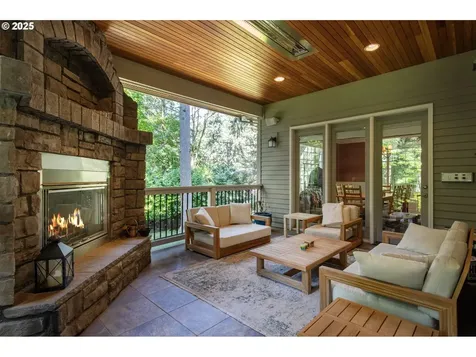 17677 Westview Drive Lake Oswego OR 97034