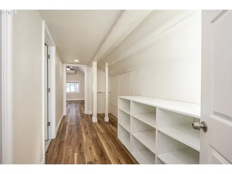 950 Coburg Road Eugene OR 97401