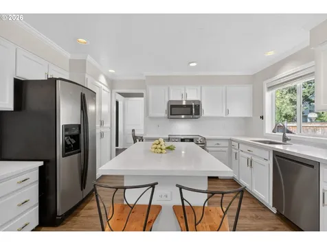 7860 SW Gearhart Drive Beaverton OR 97007