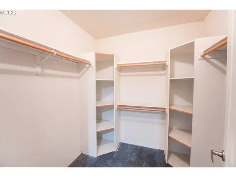 68954 E Cedar Hill Loop Welches OR 97067