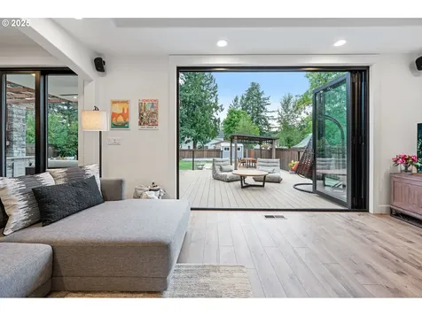 7831 SW Birch Street Portland OR 97223