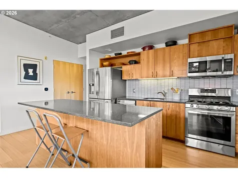 1234 SW 18th Avenue Portland OR 97205