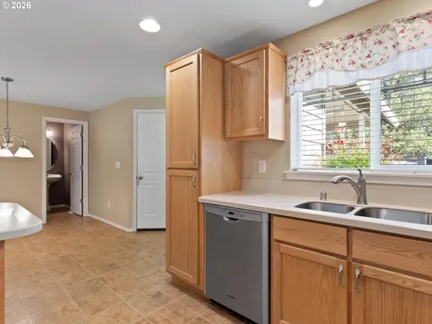 608 SE 15th Avenue Battle Ground WA 98604