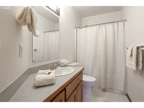 2205 Parker Place Eugene OR 97402