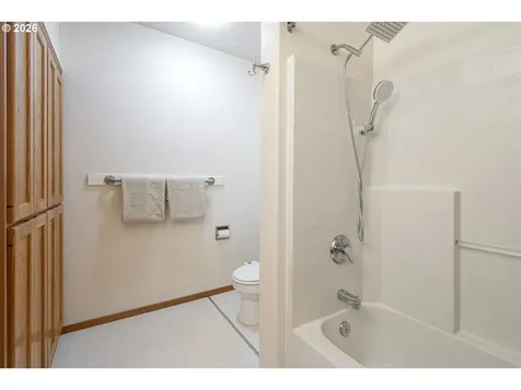 2205 Parker Place Eugene OR 97402