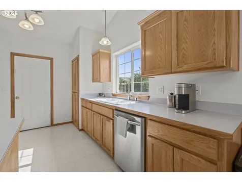 2205 Parker Place Eugene OR 97402
