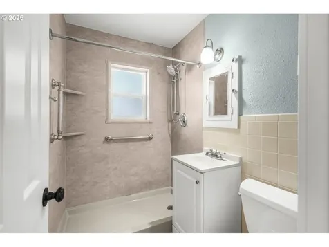 8940 SE Stanley Place Portland OR 97206