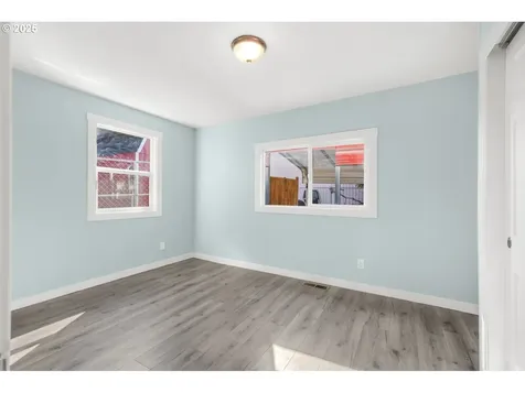 8940 SE Stanley Place Portland OR 97206