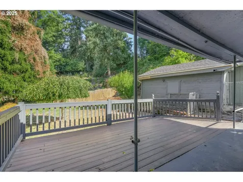 8940 SE Stanley Place Portland OR 97206