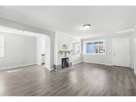8940 SE Stanley Place Portland OR 97206