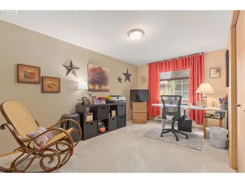 2047 Mckinley Street Eugene OR 97405