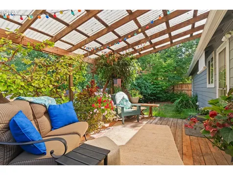 2047 Mckinley Street Eugene OR 97405