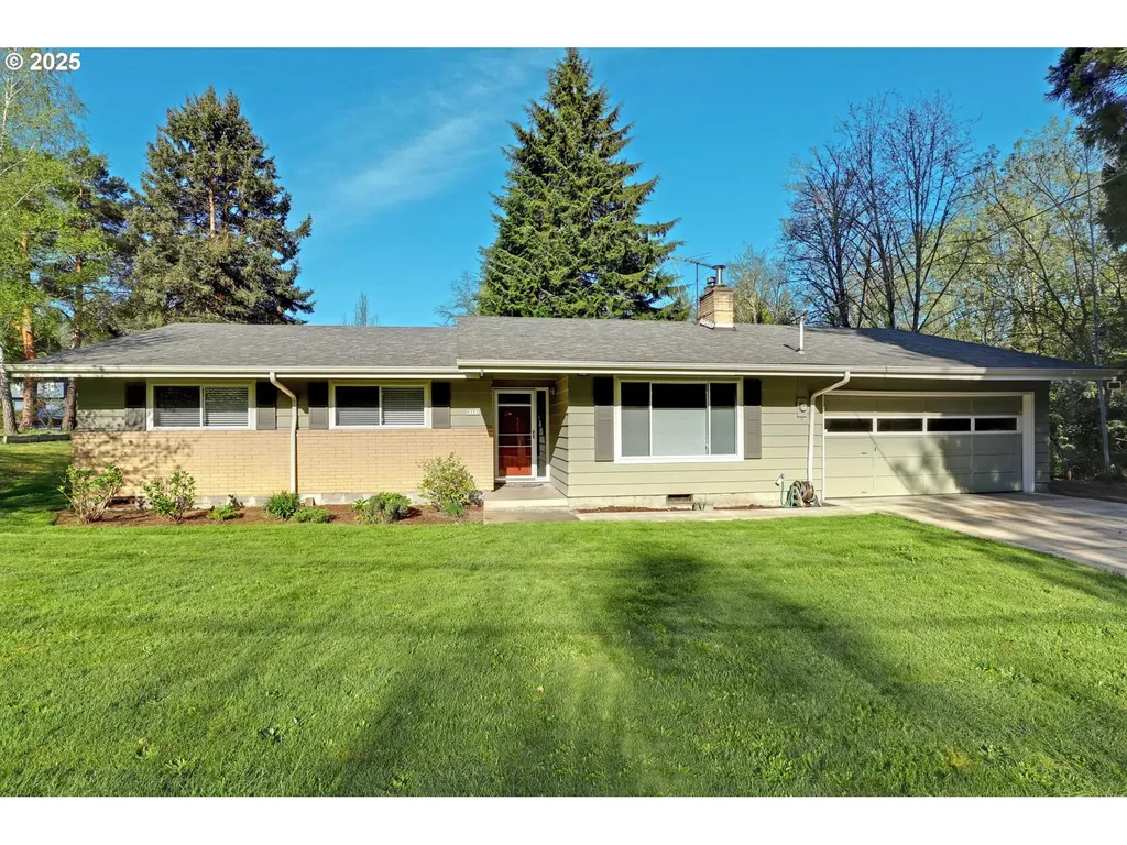 9351 SW 26th Avenue Portland OR 97219