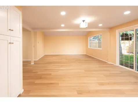 3776 W 18th Avenue Eugene OR 97402