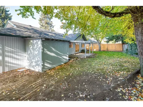 3776 W 18th Avenue Eugene OR 97402