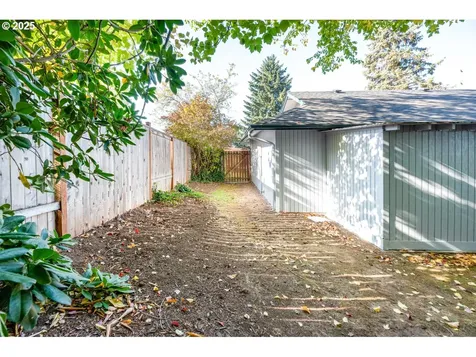 3776 W 18th Avenue Eugene OR 97402