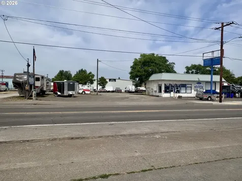 301 W Main Street Molalla OR 97038