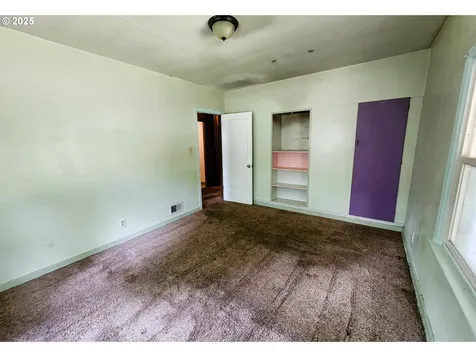870 NE 3rd Avenue Hillsboro OR 97124