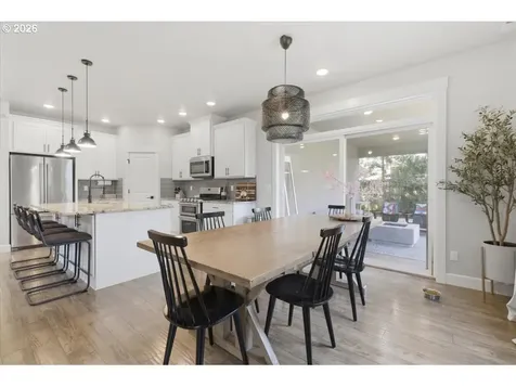 12450 Shenandoah Drive Oregon City OR 97045