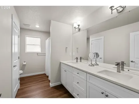 6008 NE 55th Circle Vancouver WA 98661