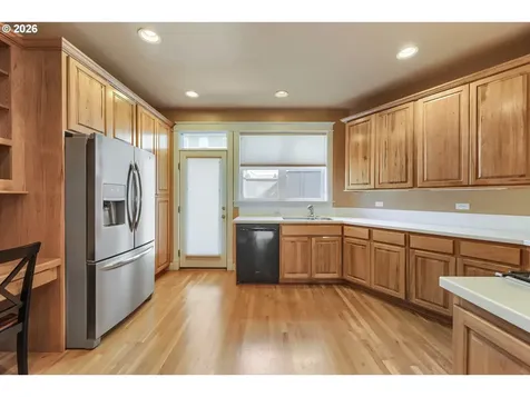 21999 NE Park Lane Fairview OR 97024
