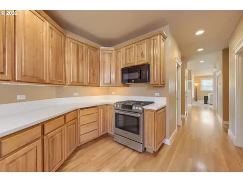 21999 NE Park Lane Fairview OR 97024
