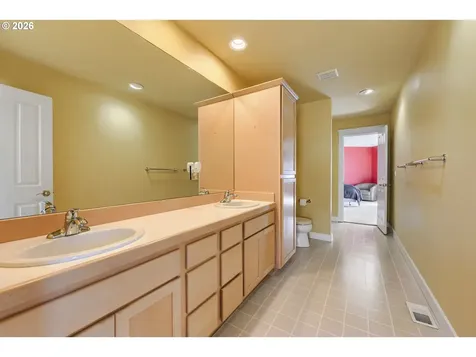 21999 NE Park Lane Fairview OR 97024