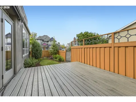 21999 NE Park Lane Fairview OR 97024
