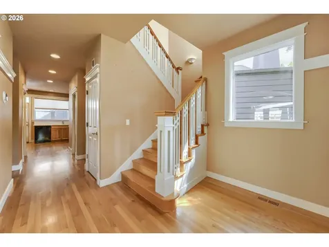 21999 NE Park Lane Fairview OR 97024