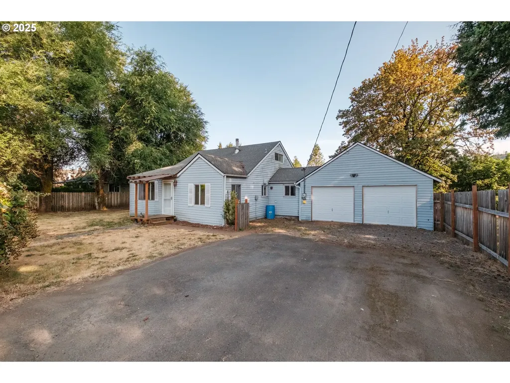 1711 Main Street Lyons OR 97358