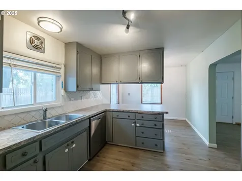 1711 Main Street Lyons OR 97358