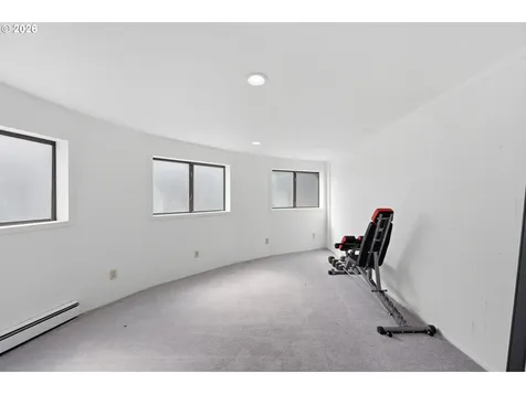 5514 SE Nehalem Street Portland OR 97206