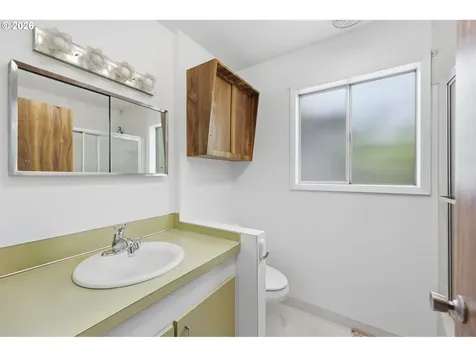 5514 SE Nehalem Street Portland OR 97206