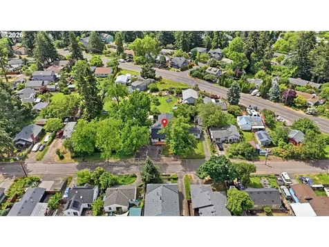 5514 SE Nehalem Street Portland OR 97206