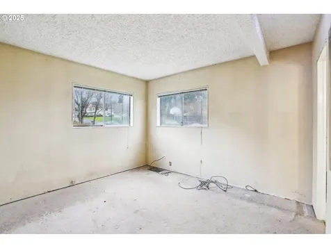 4904 NE 19th Avenue Vancouver WA 98663