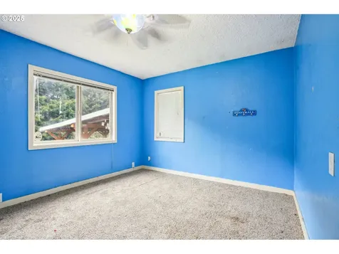 4904 NE 19th Avenue Vancouver WA 98663