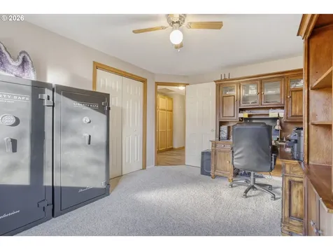 357 SE 7th Avenue Canby OR 97013
