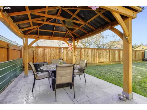 357 SE 7th Avenue Canby OR 97013