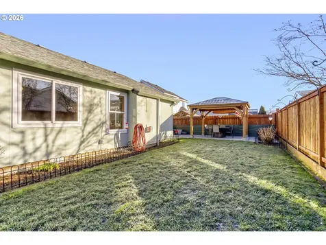 357 SE 7th Avenue Canby OR 97013