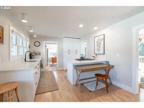 206 E 5th Street Newberg OR 97132