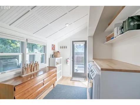 206 E 5th Street Newberg OR 97132