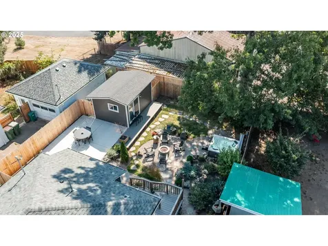 206 E 5th Street Newberg OR 97132