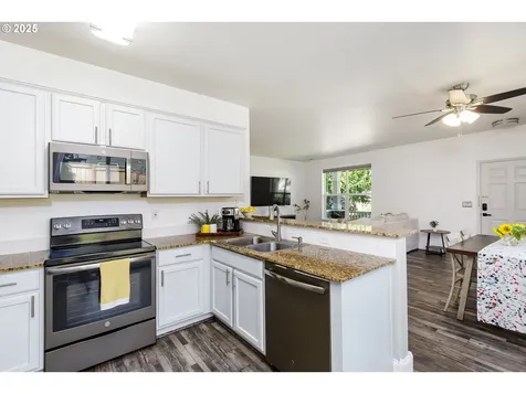 1426 NW 7th Avenue Hillsboro OR 97124