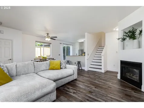 1426 NW 7th Avenue Hillsboro OR 97124