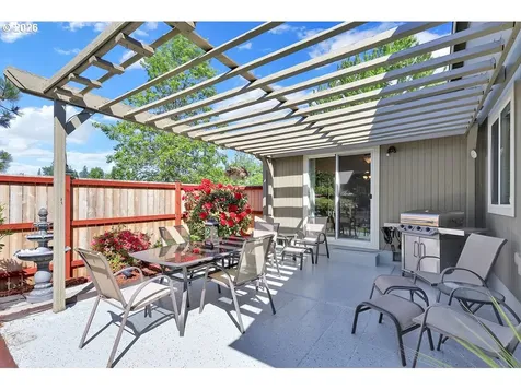 87836 8th Street Veneta OR 97487