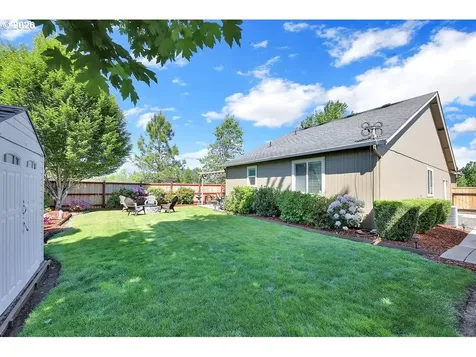 87836 8th Street Veneta OR 97487